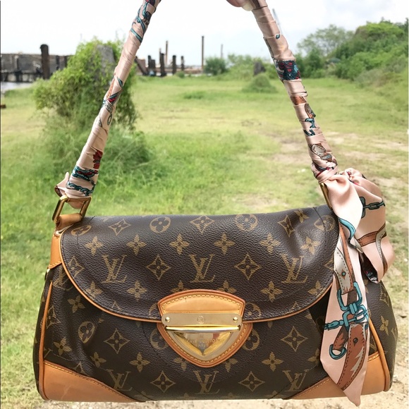 Beverly pm Monogram - Picture 1 of 8