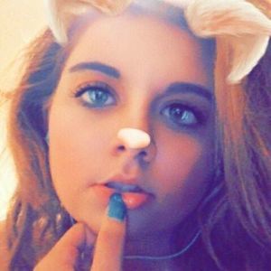 Meet your Posher, Mackenzie