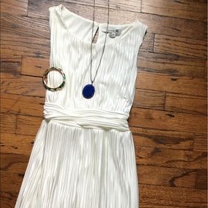 Forever 21 white midi dress, size M, or 4