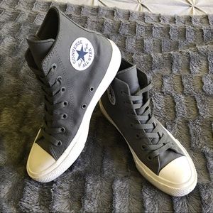 Converse Chuck 2's High Tops