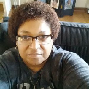 Meet your Posher, Cynthia