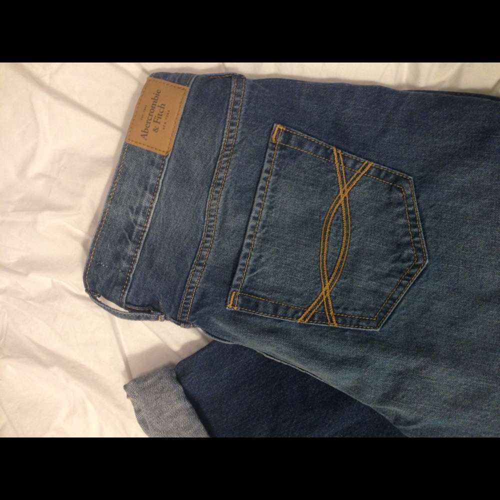 Abercrombie & Fitch Boyfriend Straight size 4