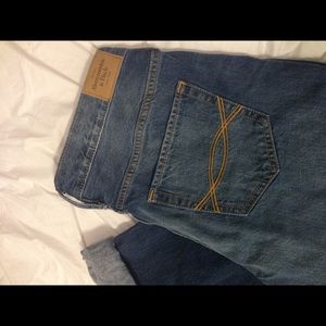 Abercrombie & Fitch Boyfriend Straight size 4