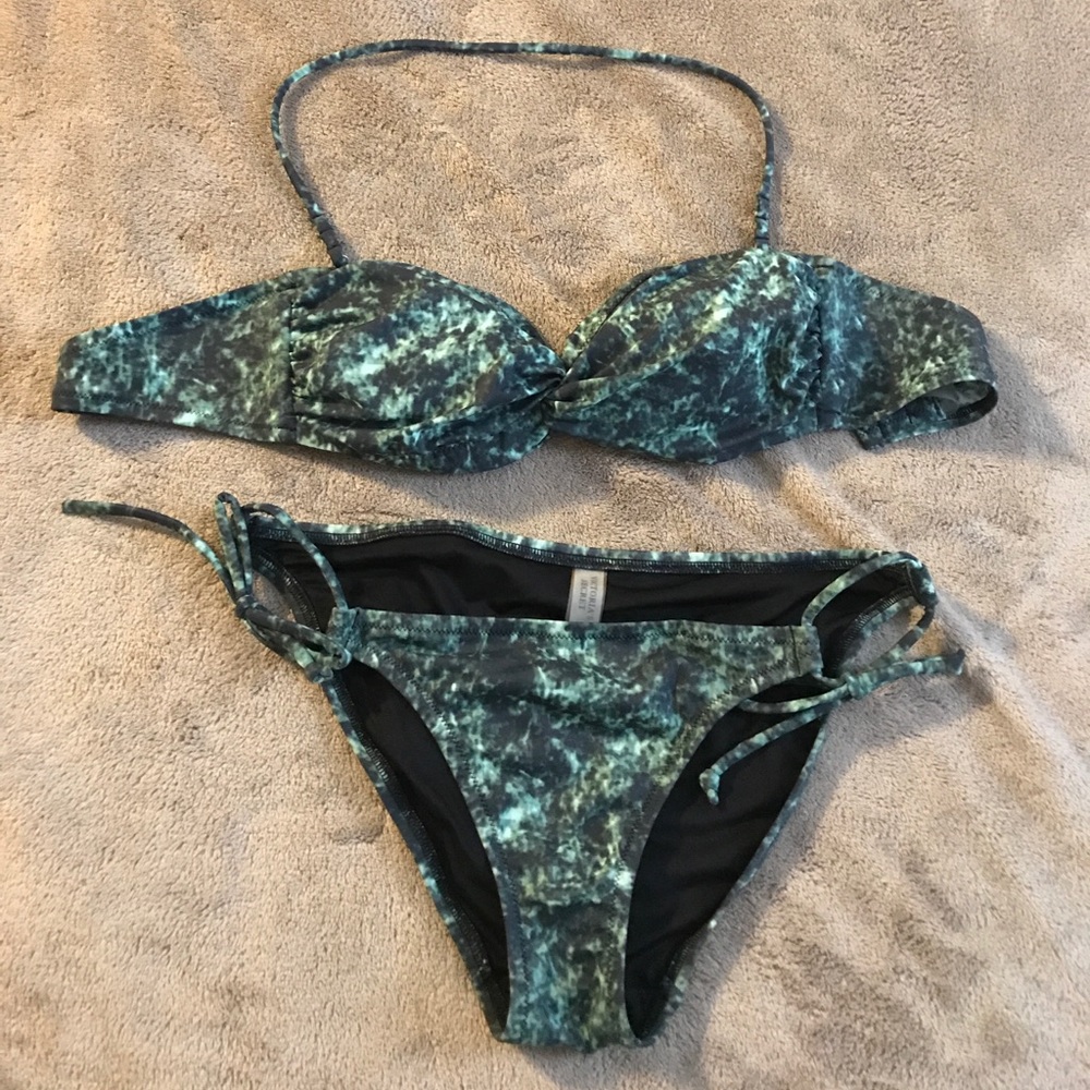 Victoria's Secret bandeau bikini