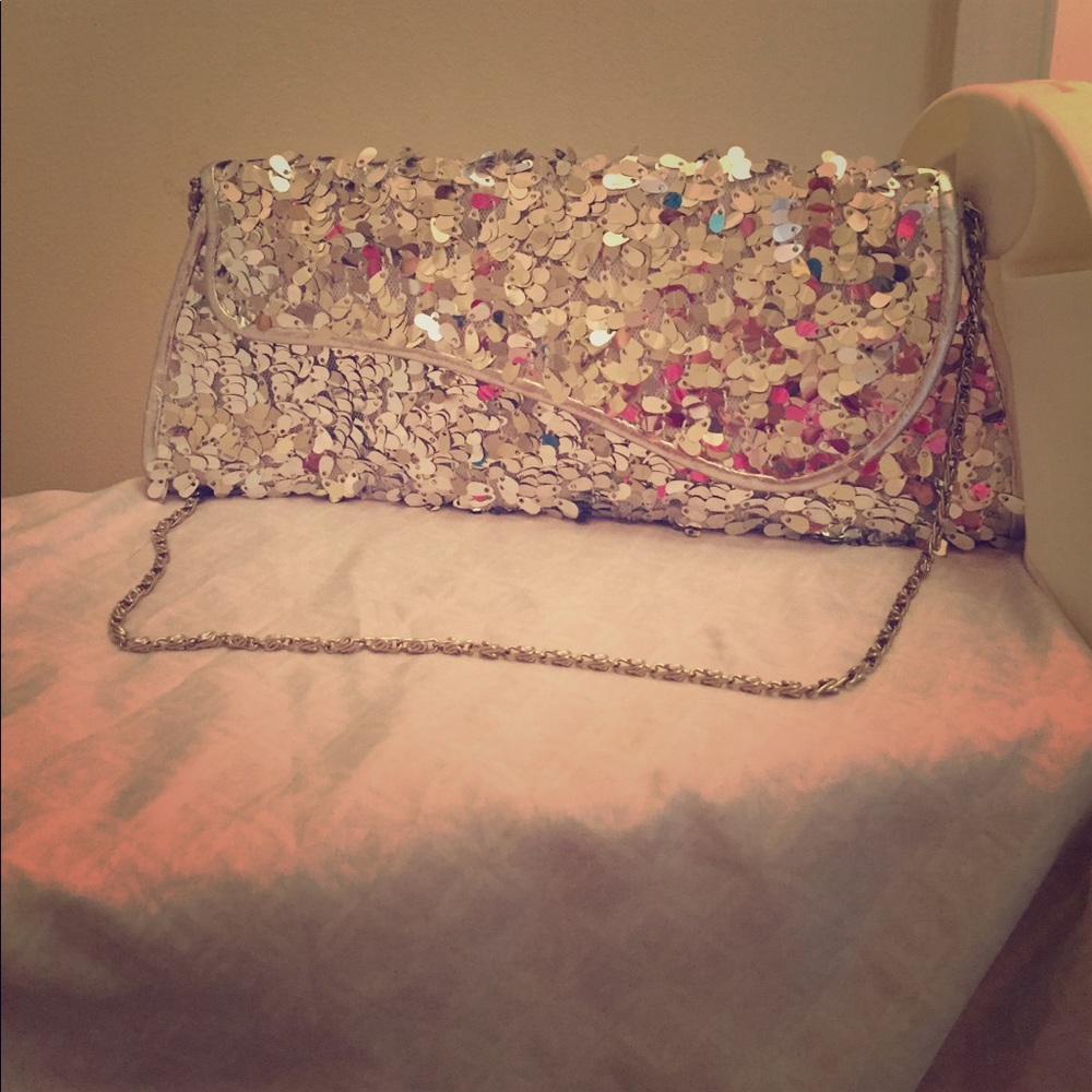 Sequined clutch purse