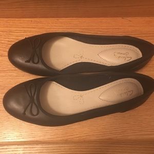 Clarks Signature Ballet Flats