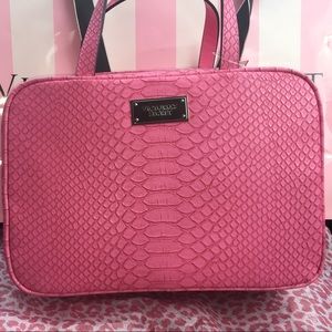 VS make up bag