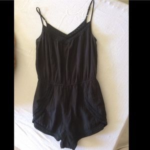 Billabong romper 🙃