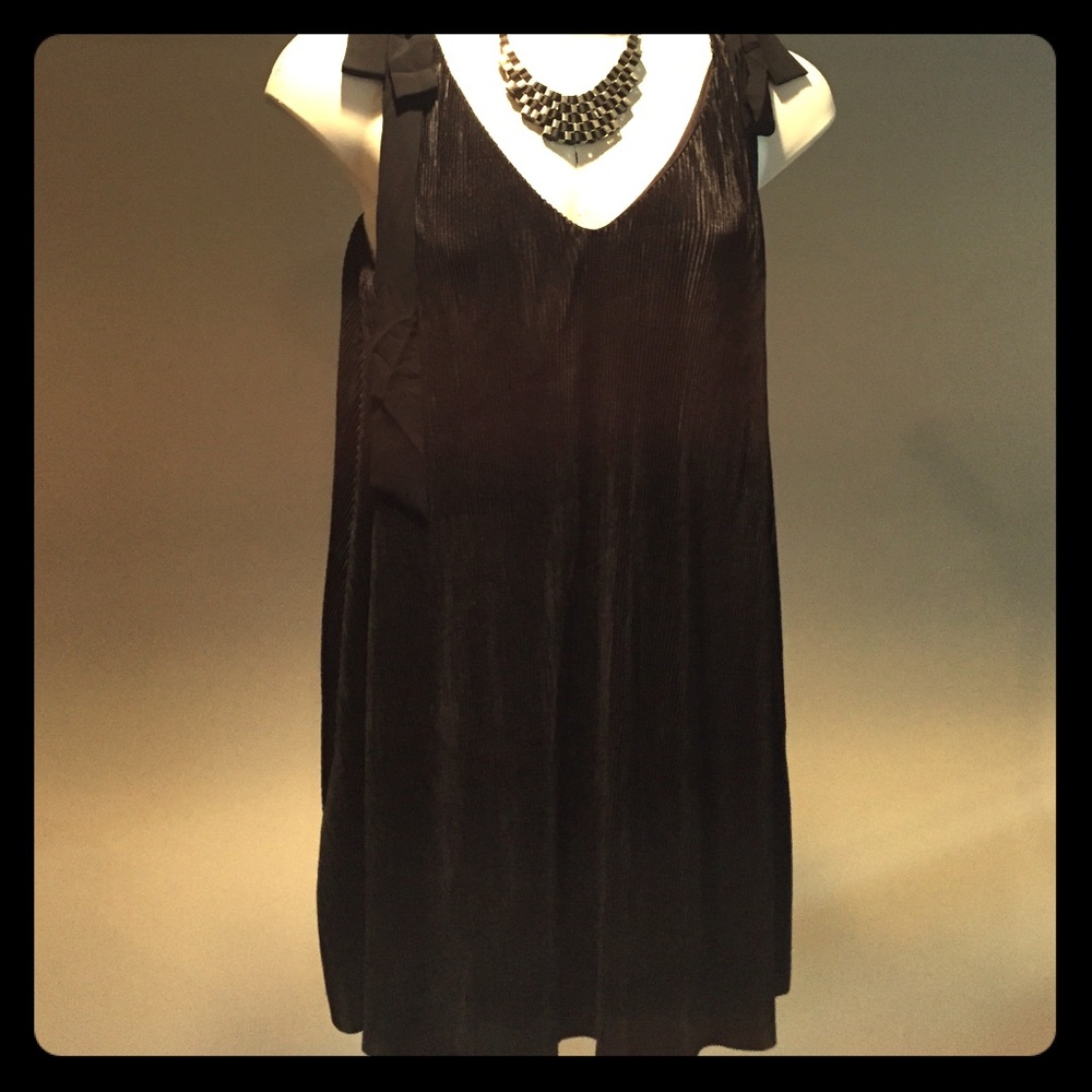 NWT Boutique Black Dress with Ribbon Accent Medium