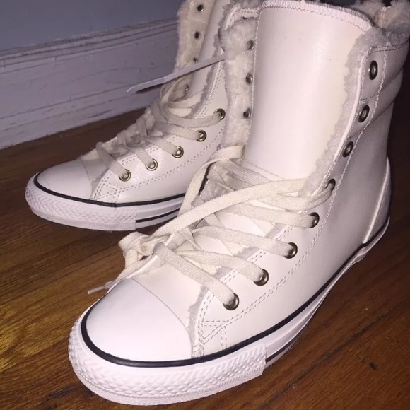 Converse Chuck Taylor Leather shoe w Fur sz.38.5 - Picture 1 of 4