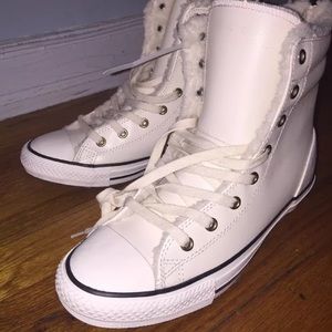 Converse Chuck Taylor Leather shoe w Fur sz.38.5