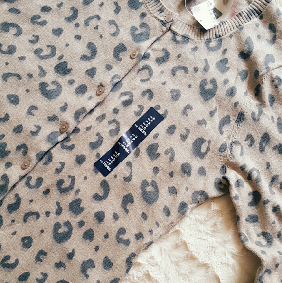 NWT GAP Leopard Print Cardigan - Picture 3 of 4
