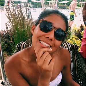 Meet your Posher, Julia