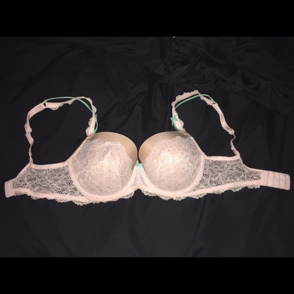 Victoria's Secret bra ( never used) - Picture 1 of 2