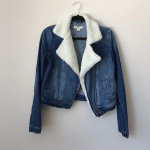 Jean Jacket with sheepskin detail