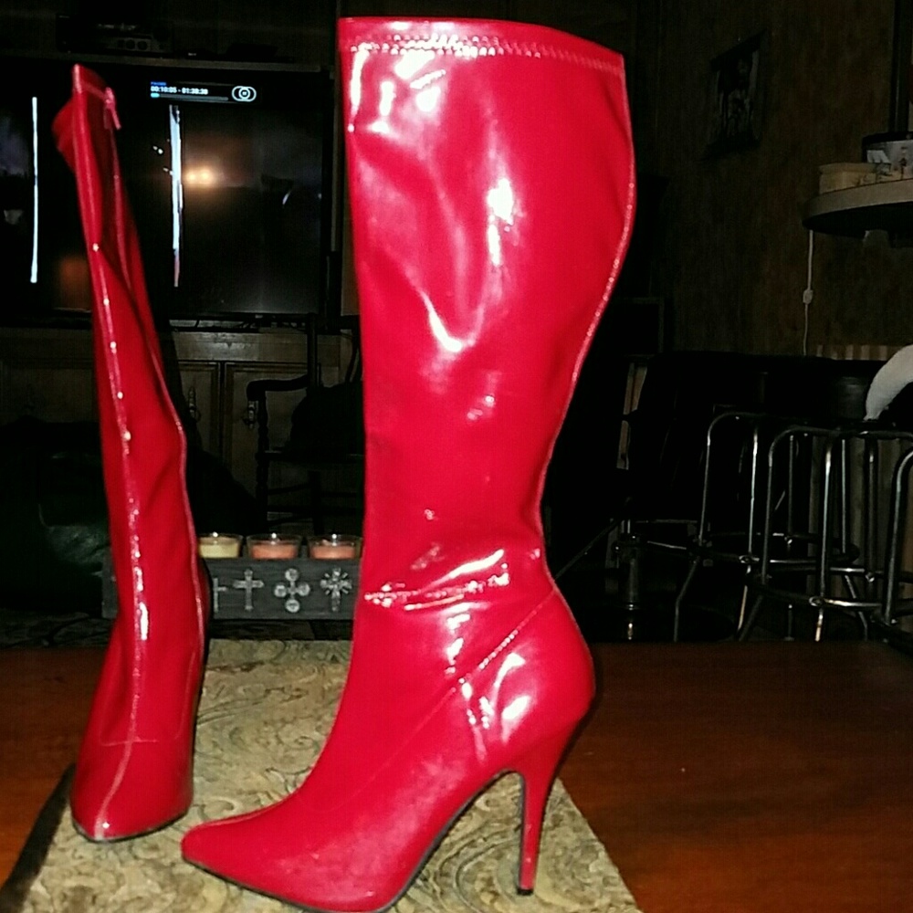 FINAL MARKDOWN Shiny Red Boots