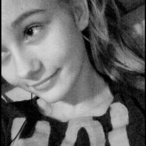 Meet your Posher, Junean