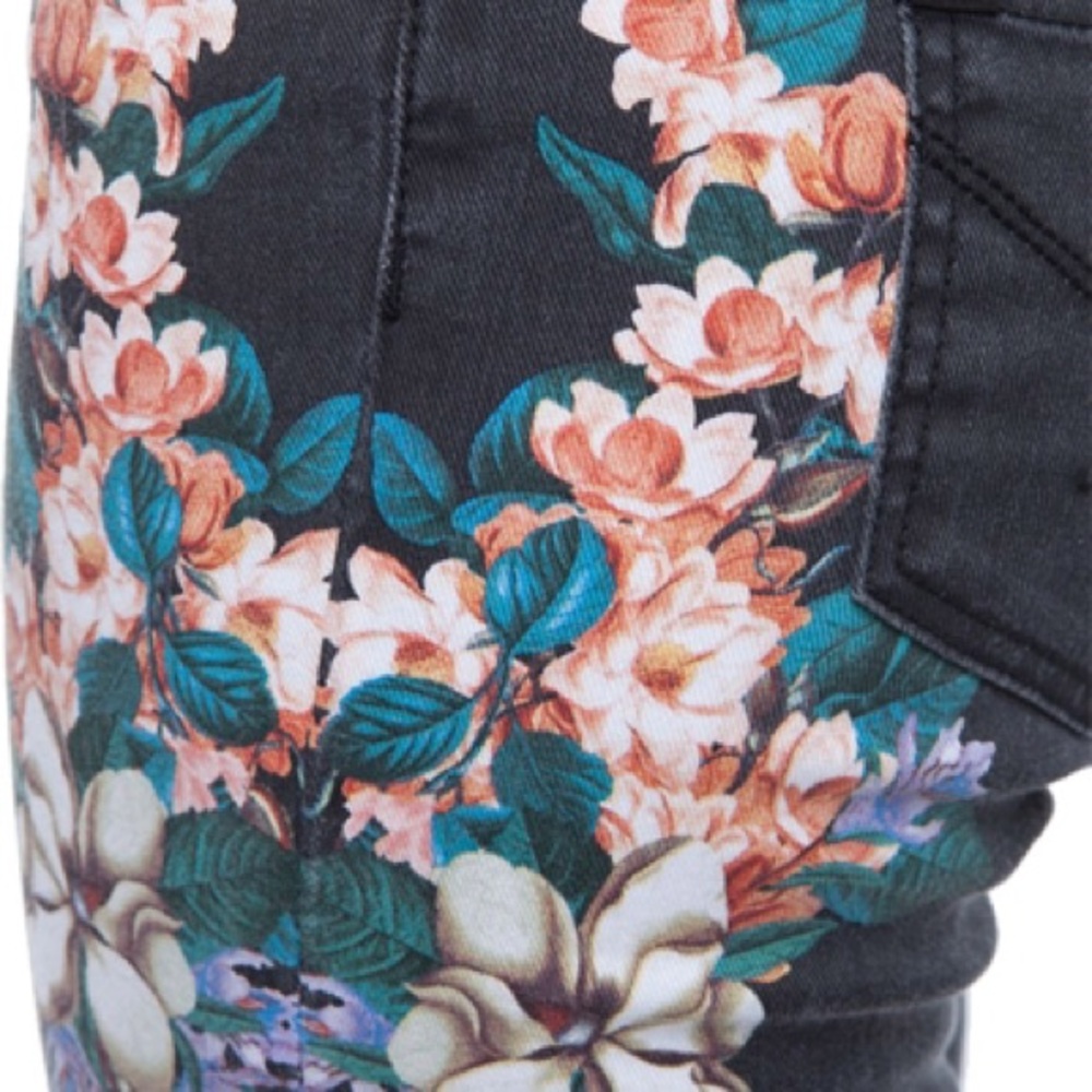 💕FINAL SALE‼️PYTHON ART JEAN INSIGHT US size 6 - Picture 6 of 8