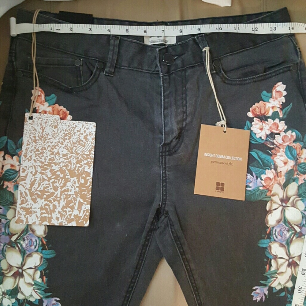 💕FINAL SALE‼️PYTHON ART JEAN INSIGHT US size 6 - Picture 3 of 8