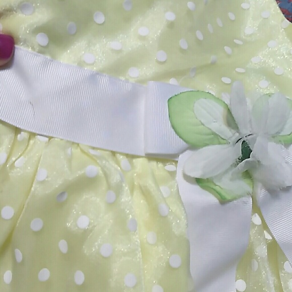 Girls dress - Picture 3 of 4