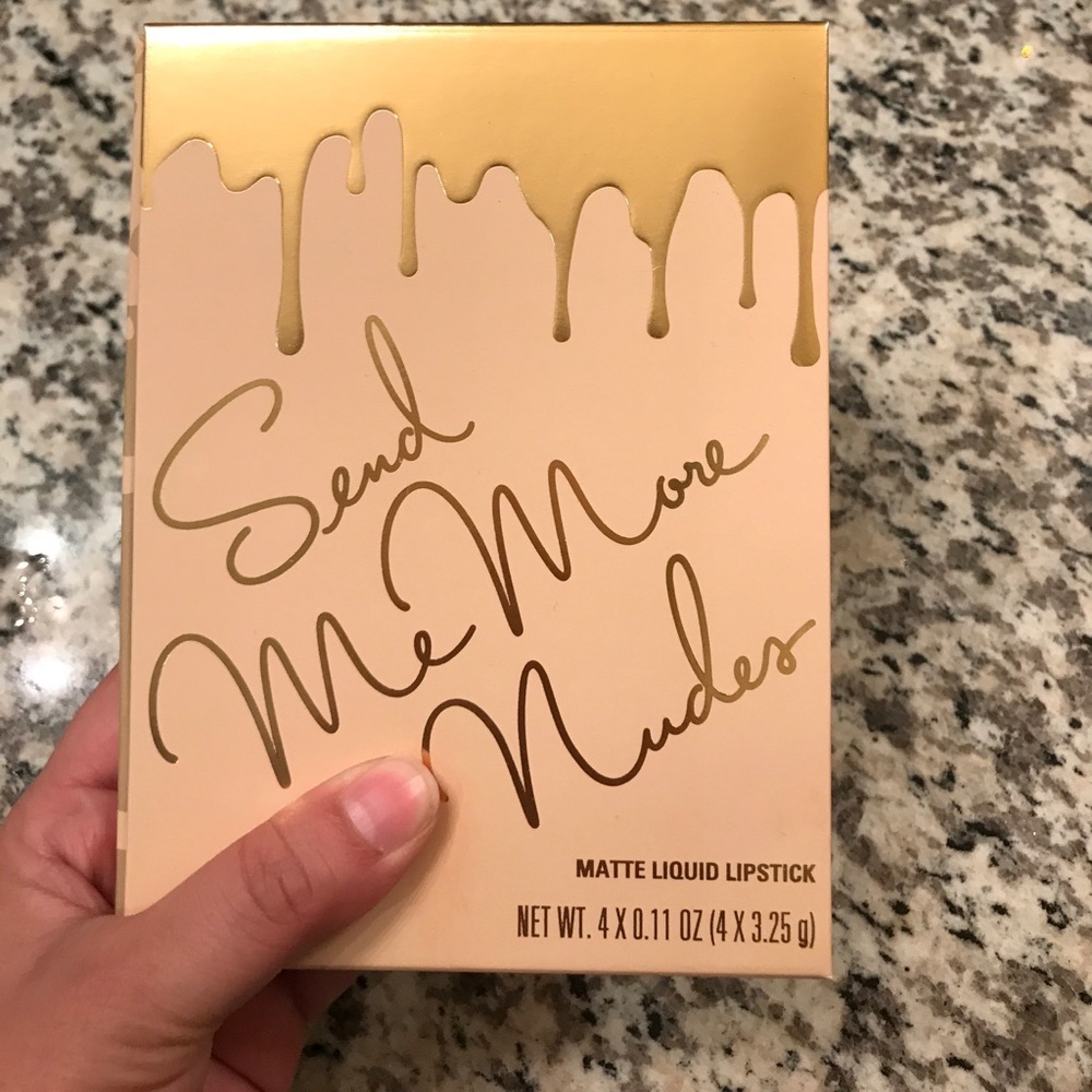 Kylie liquid matte lipstick in Naked