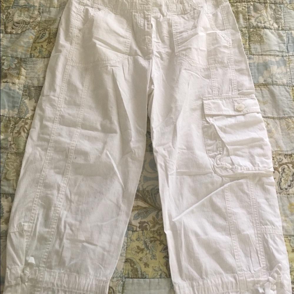 White capri pants