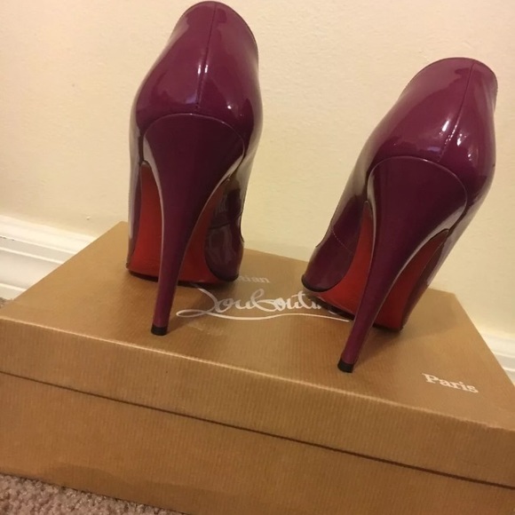 Christian Louboutin 37 US 7 in magenta (purple) - Picture 2 of 4