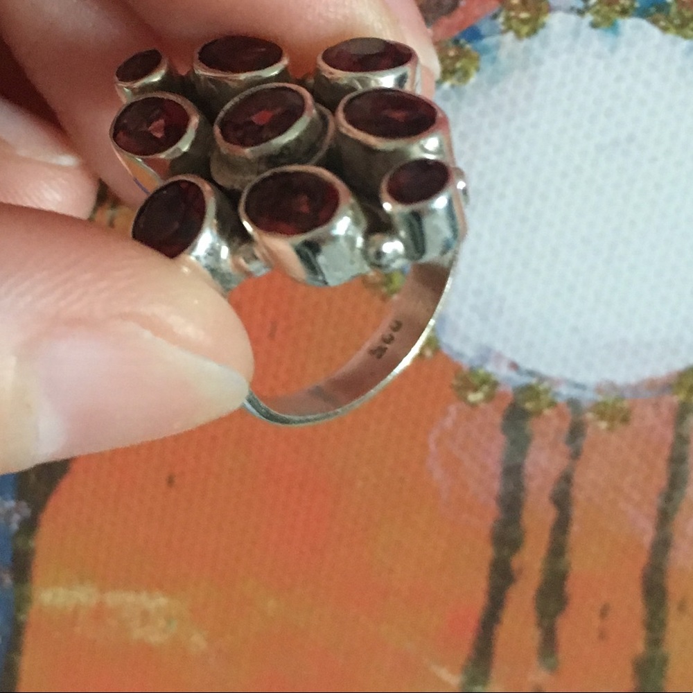 Garnet .925 Sterling Silver Cluster Ring Size 7 - Picture 5 of 7