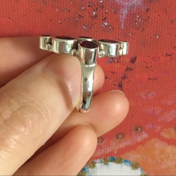 Garnet .925 Sterling Silver Cluster Ring Size 7 - Picture 3 of 7