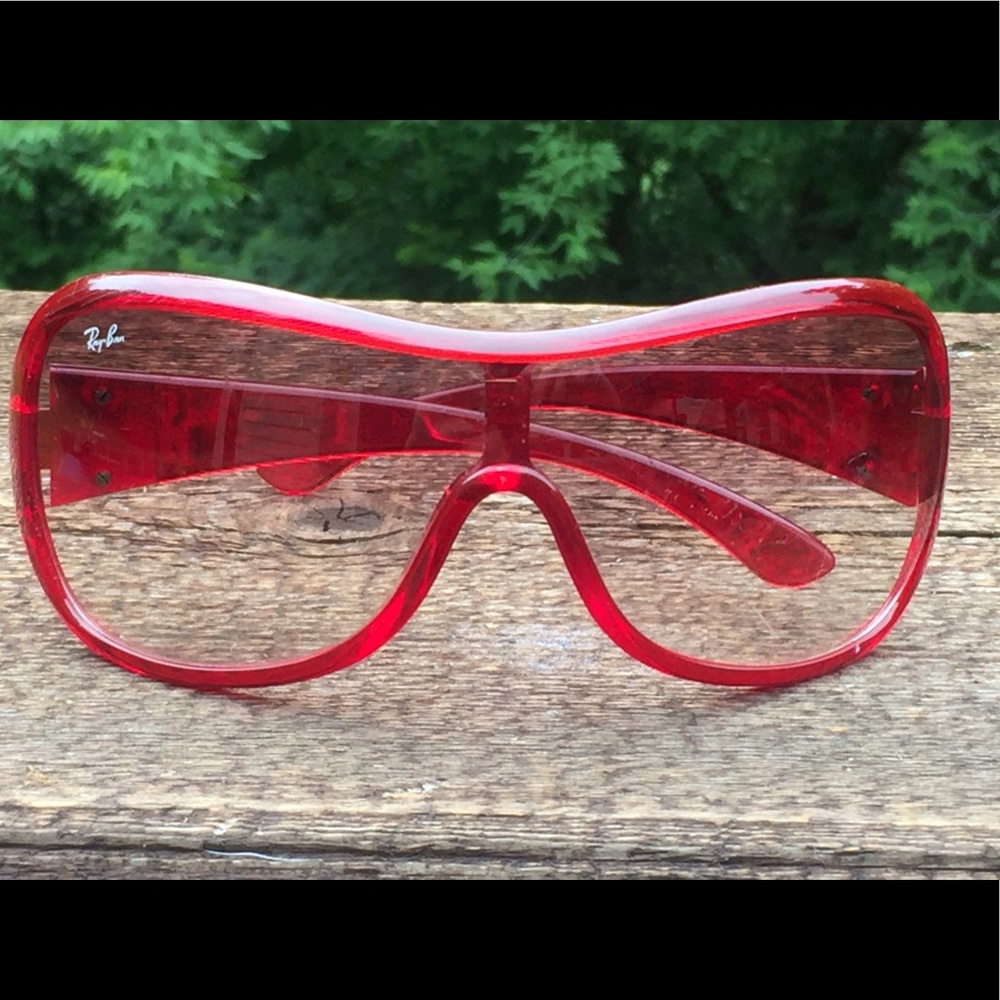 Women's Ray Ban sunglasses in red