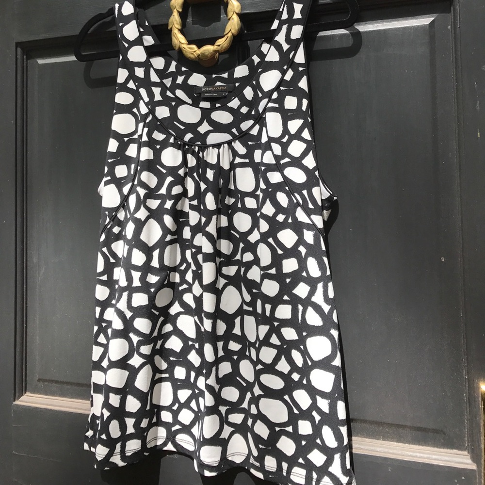 BCBGMAXAZRIA tank top black and white L