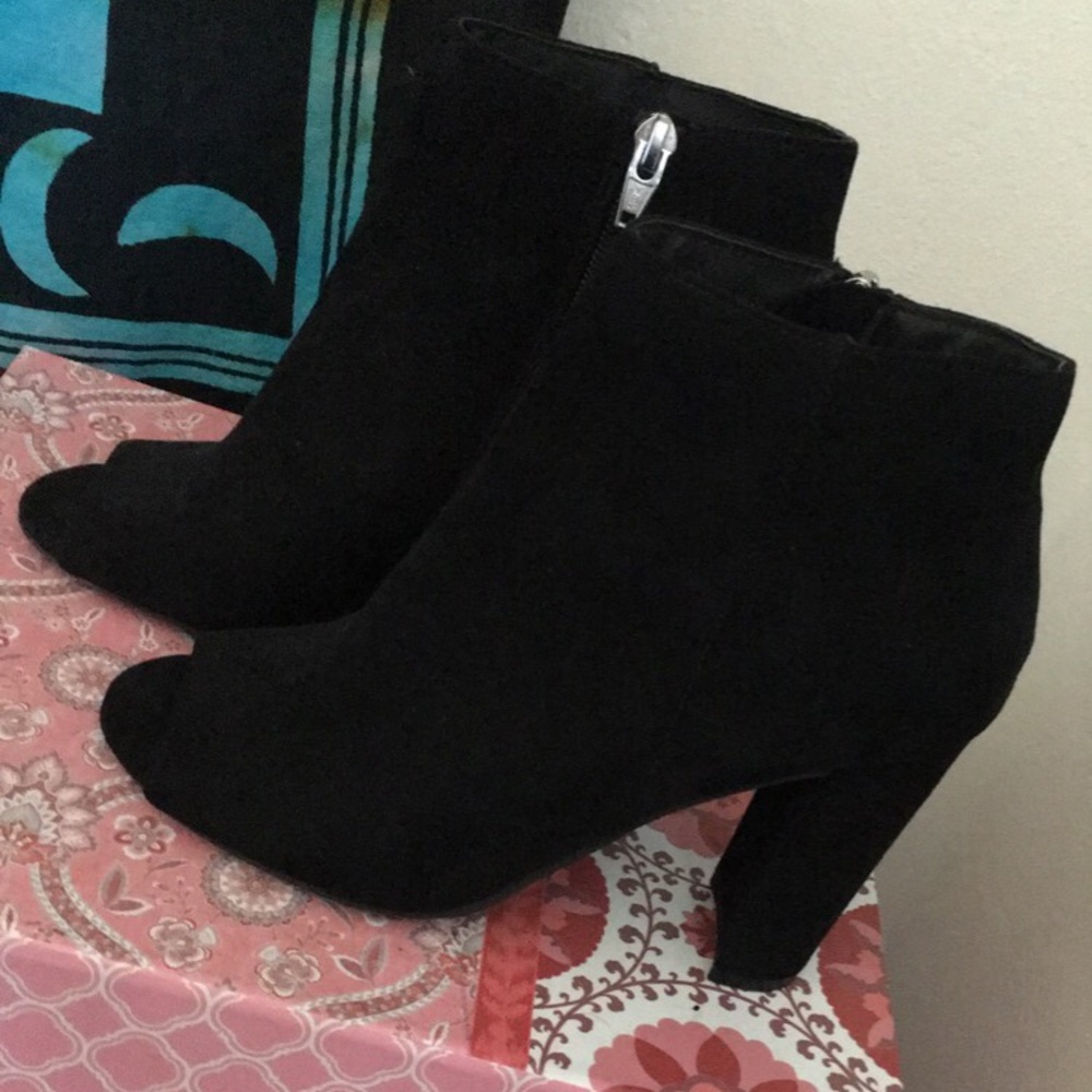 Velvet heels