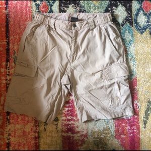 North Face khaki cargo shorts size medium