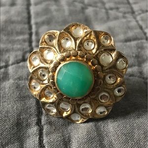 Ring - adjustable in size - Gold, Green, Crystal