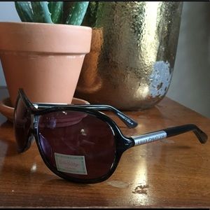 Lilly Pulitzer Avery Sunglasses