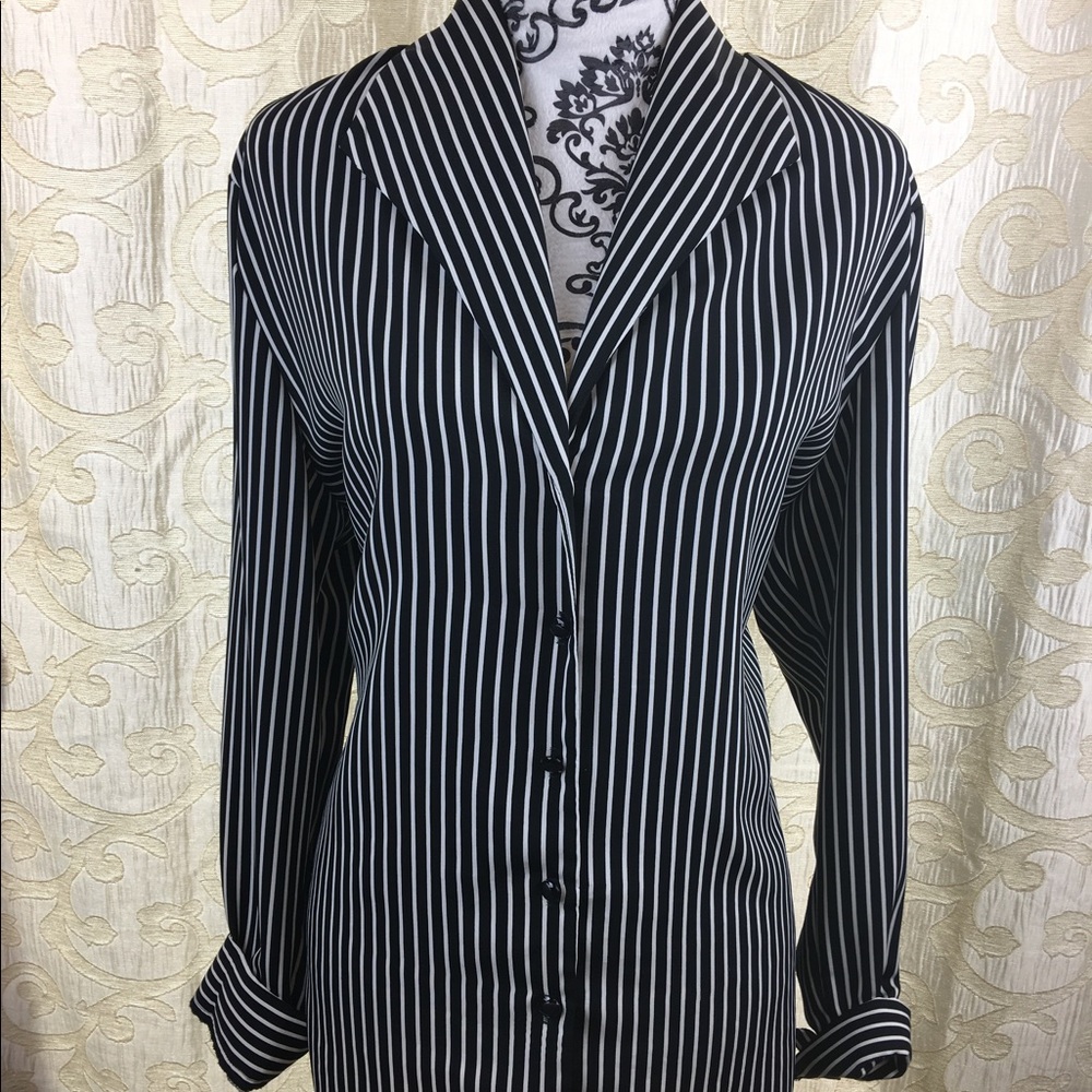 Lightweight Vintage top