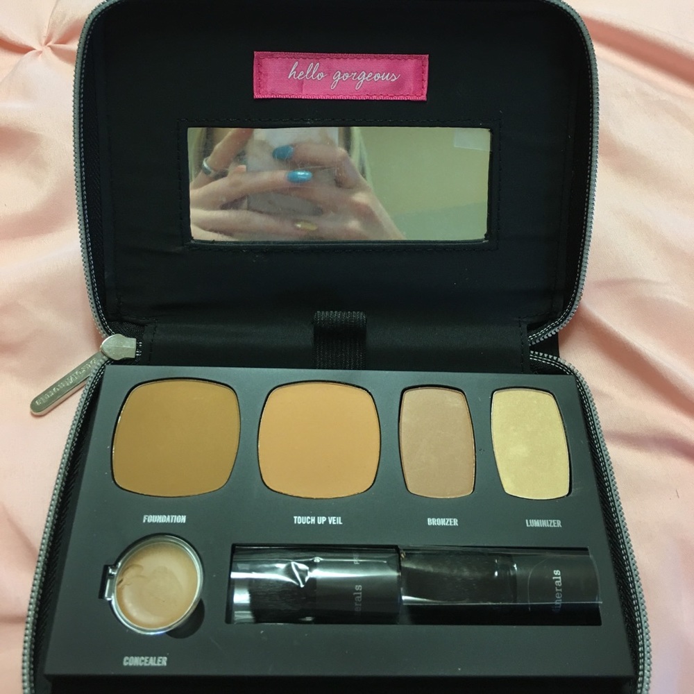 BareMinerals make-up kit