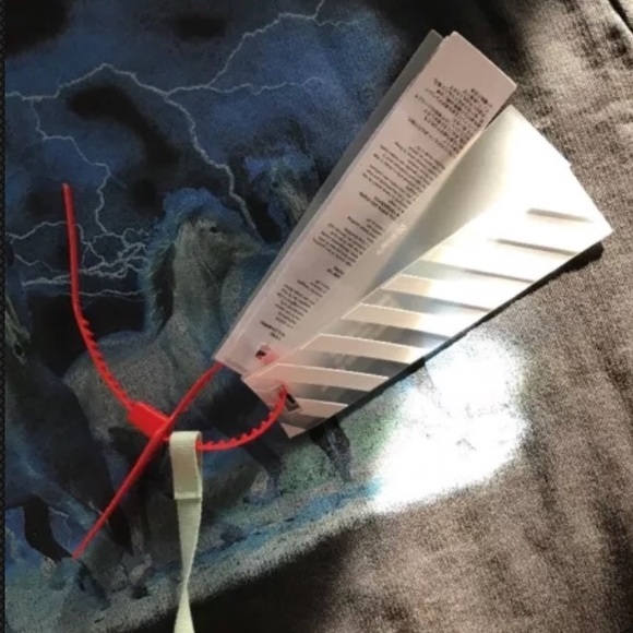 OFF---WHITE HOODIE - Picture 5 of 7