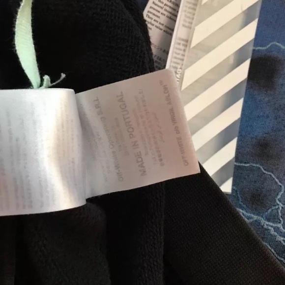 OFF---WHITE HOODIE - Picture 7 of 7