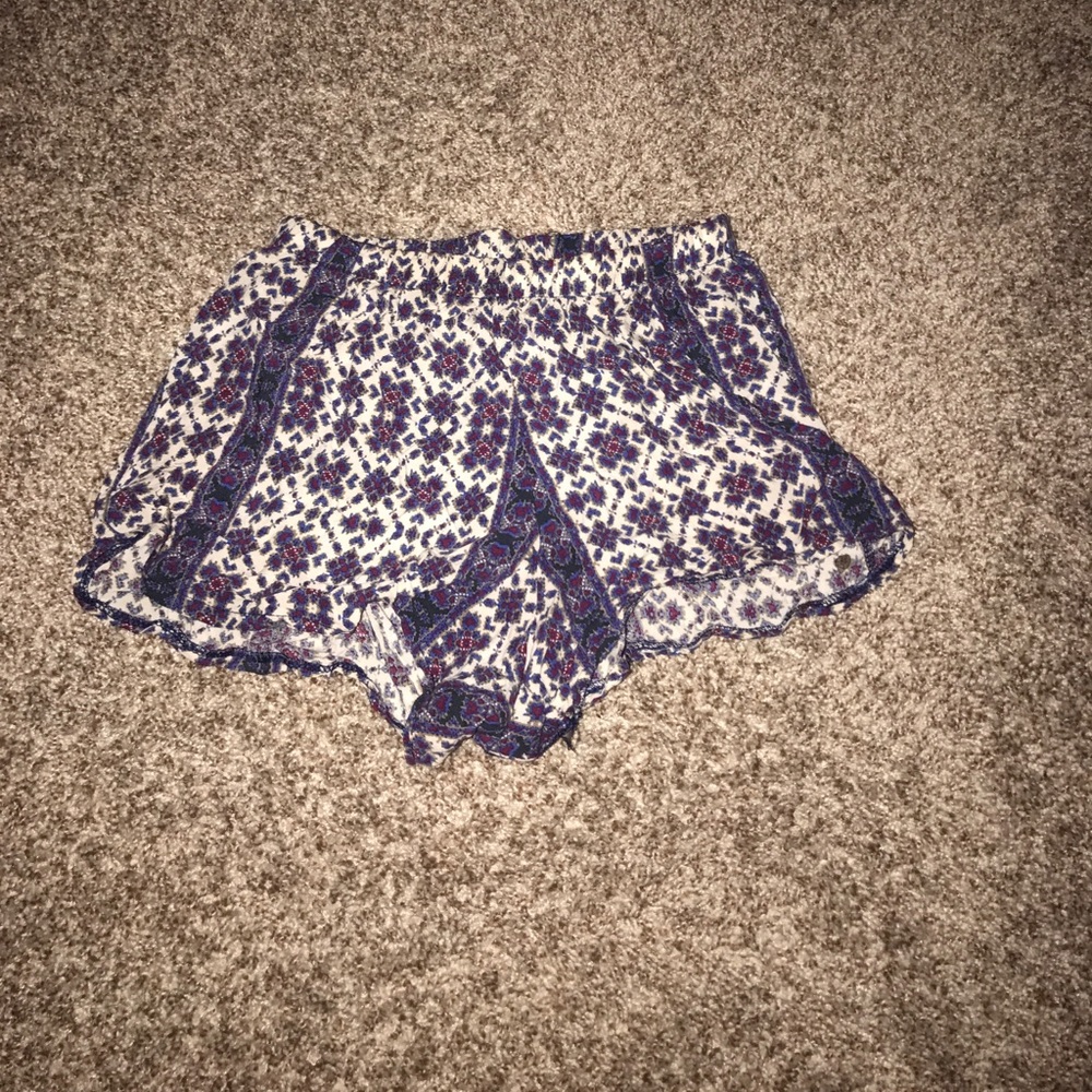 Brand Melville flowy shorts