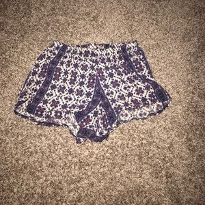 Brand Melville flowy shorts