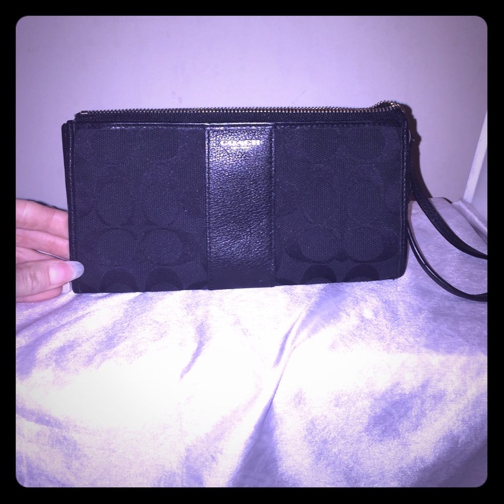 Coach wristlet and wallet
