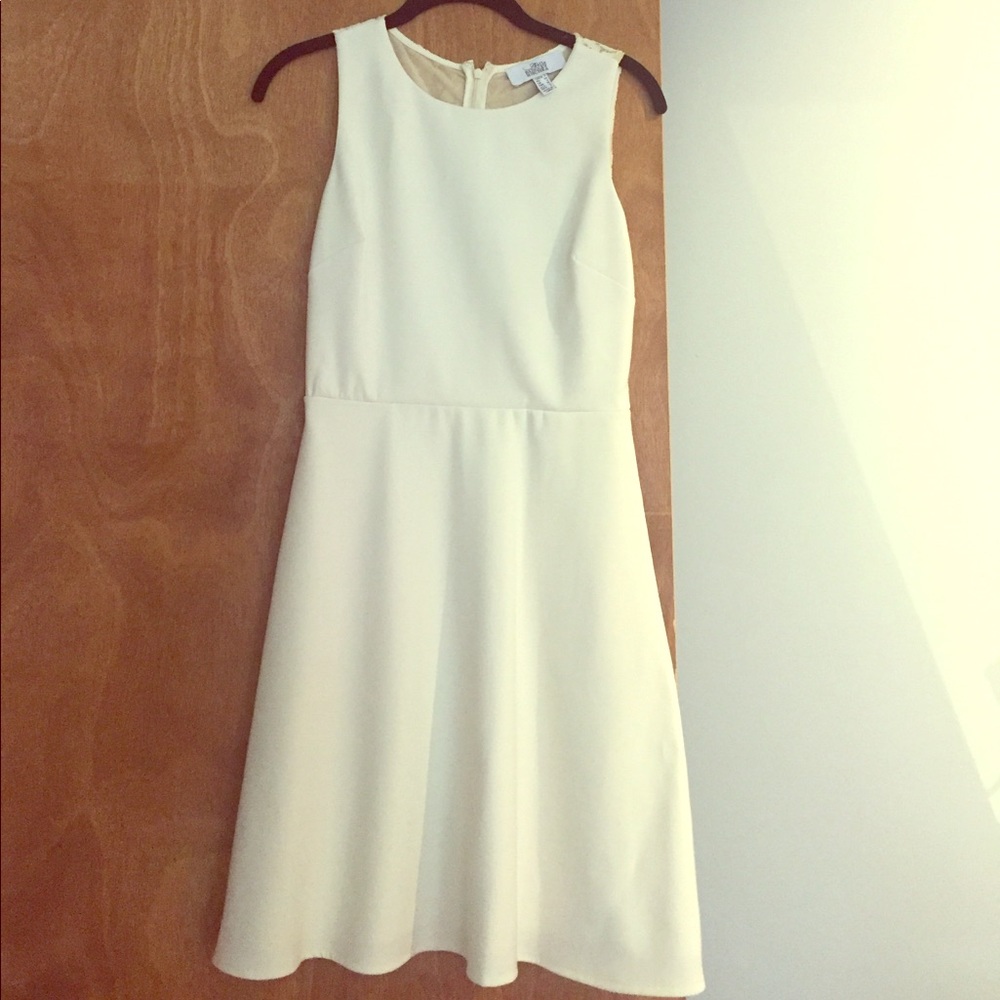 Brand new White/Cream Badgley Mischka Dress.