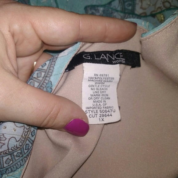 Women's shirt - Picture 3 of 4