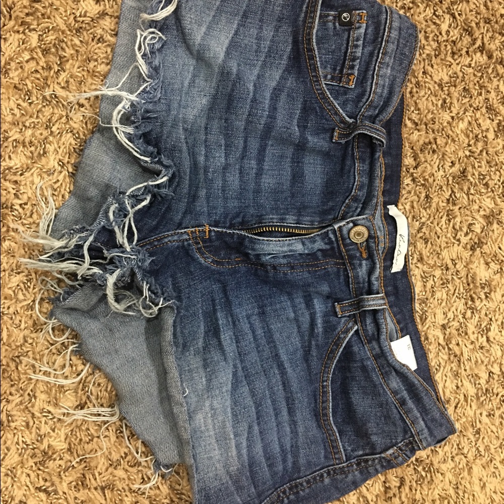 Distressed shorts