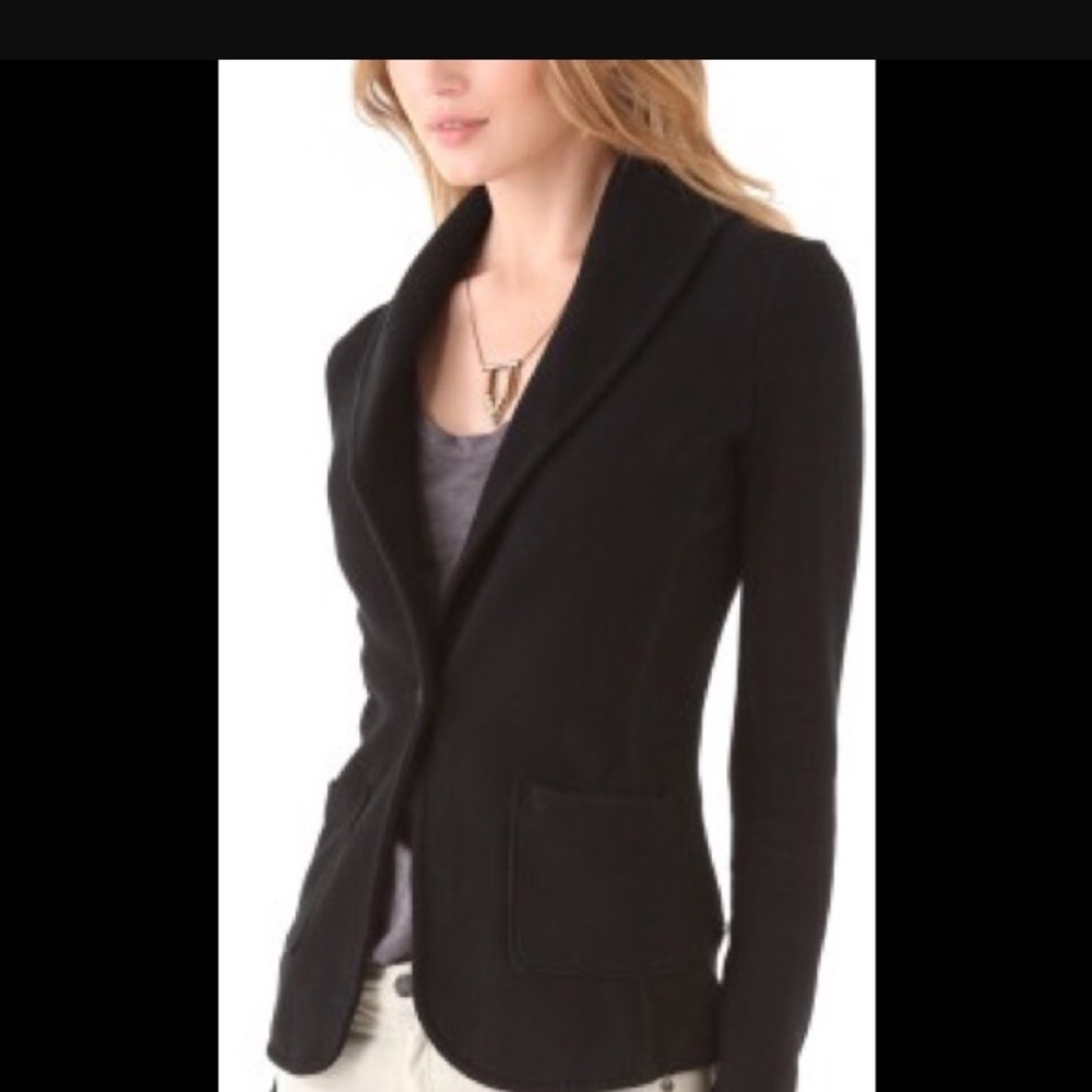 Elizabeth & James navy wool blazer size 8