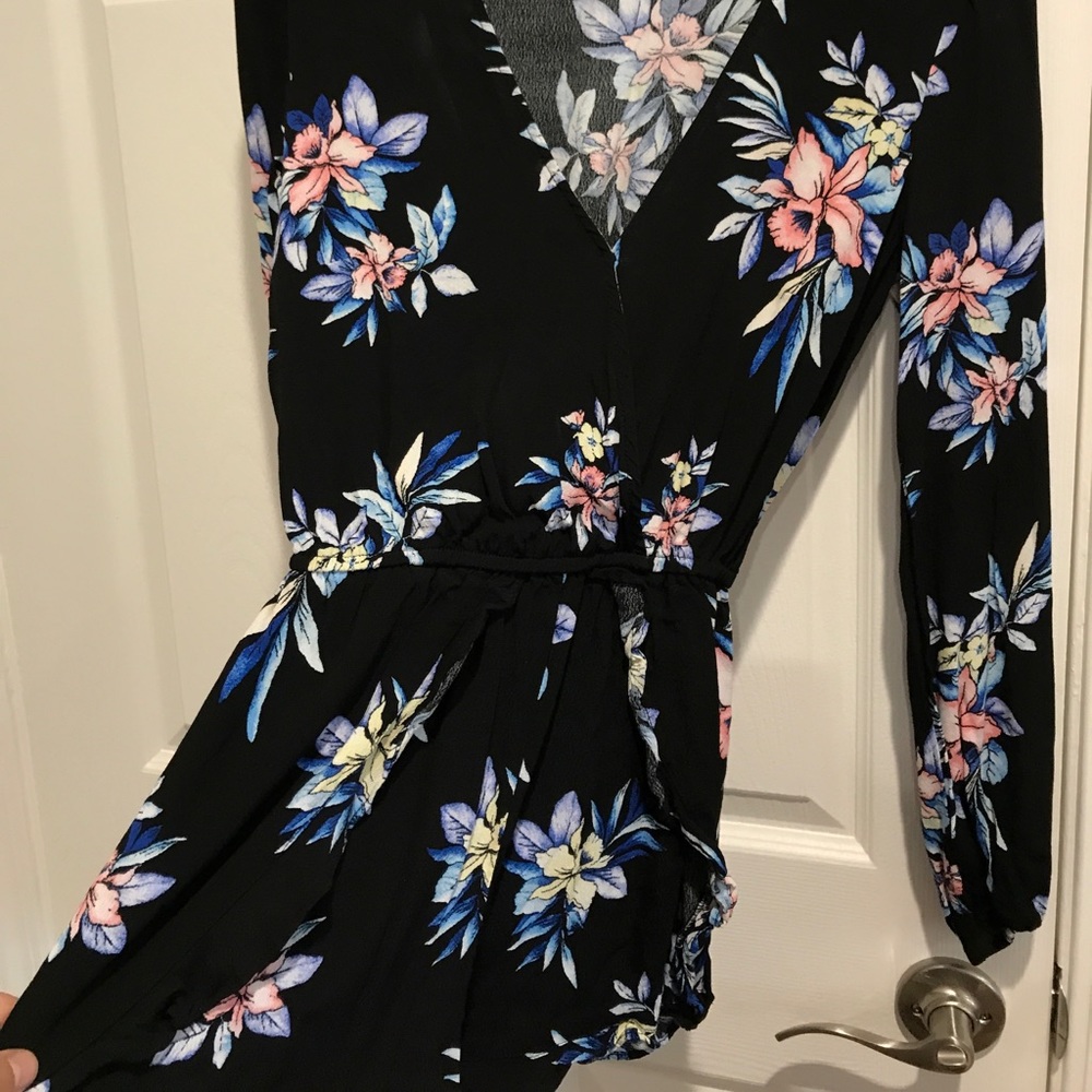 Forever 21 - Picture 2 of 4