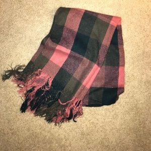 Plaid scarf
