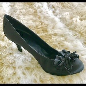 New formal black satin stiletto shoe