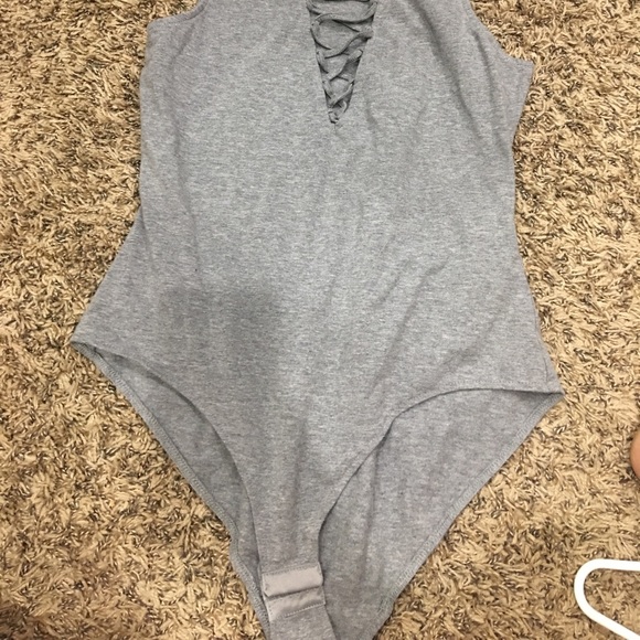 H&M body suit - Picture 2 of 3